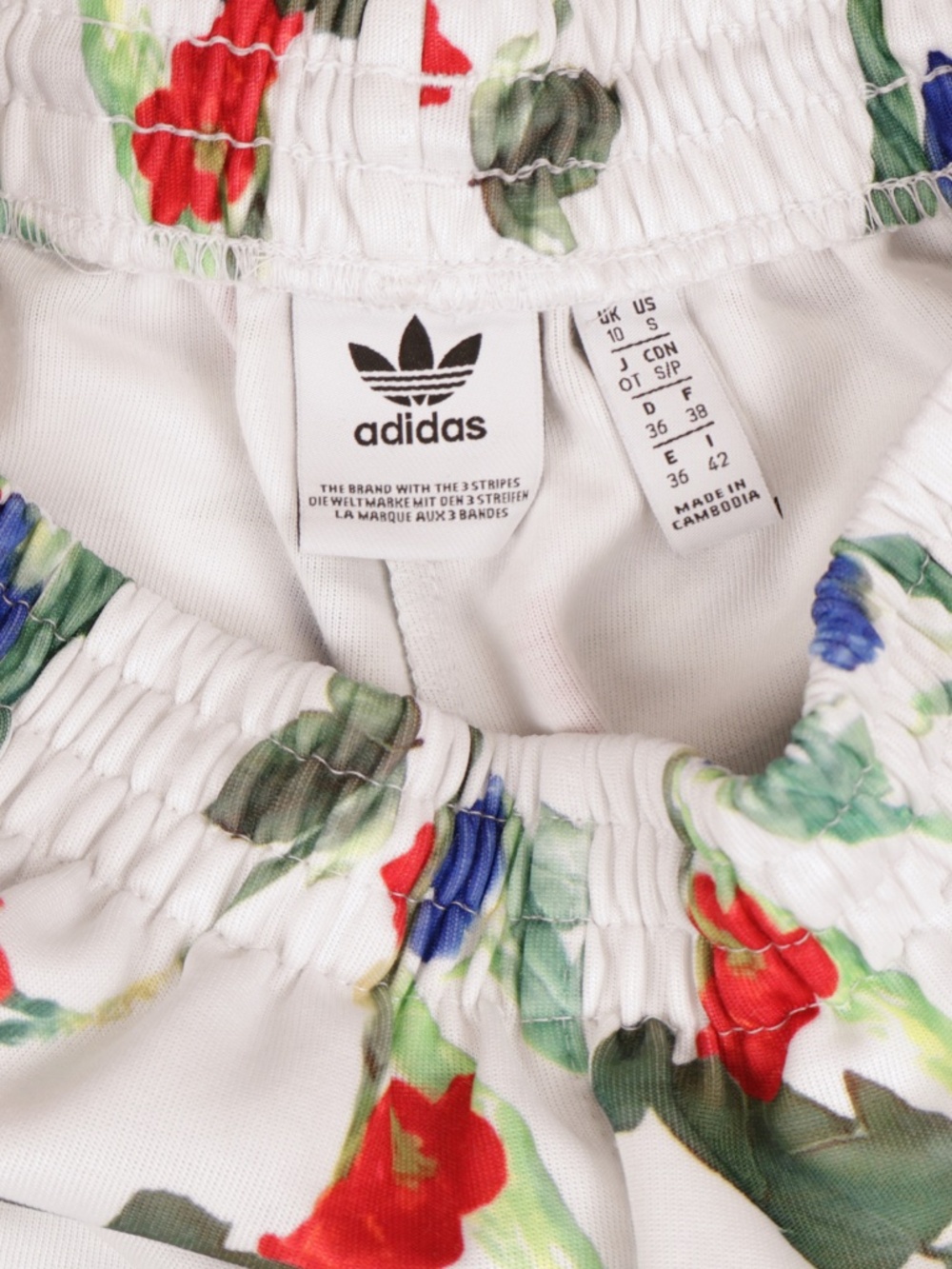 Adidas Originals Floral Track Shorts Small - Picture 6 of 9